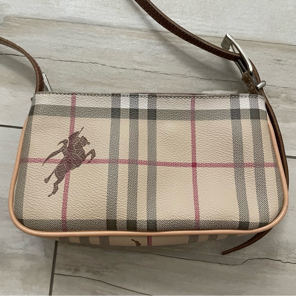 Burberry pochette bag purse - Picture 9 of 10